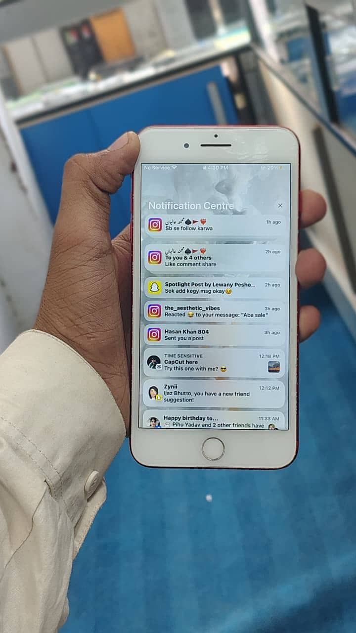 Apple iPhone 7 Plus 5