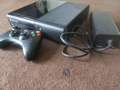 Xbox 360 E Slim 500 GB