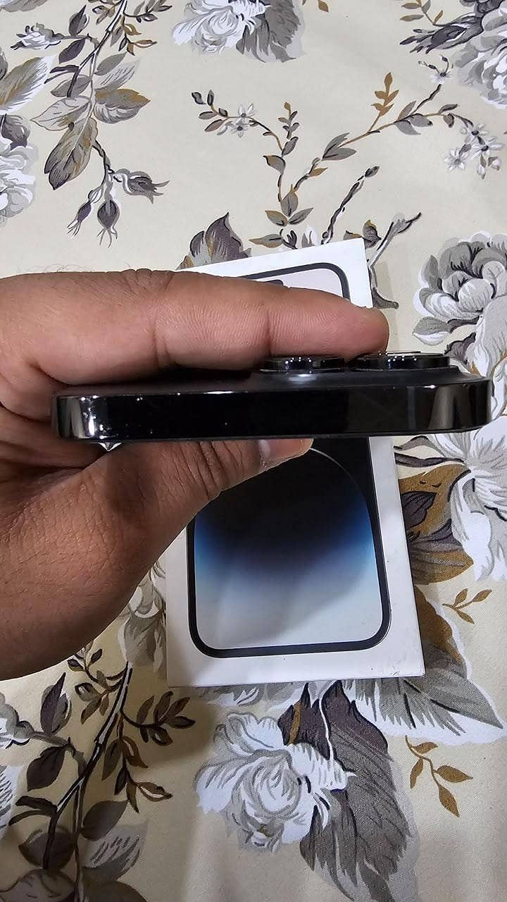 Apple iPhone 14 Pro Max 7