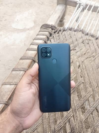Realme C21