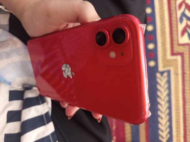 Apple iPhone 11 7
