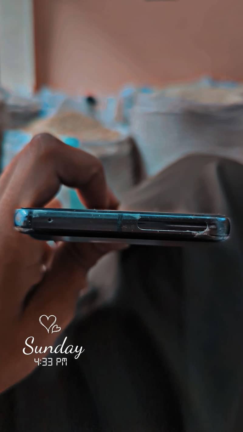 Google Pixel 8 Pro 4