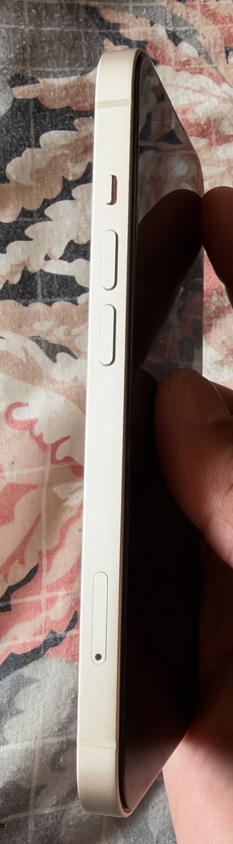 Apple iPhone 13 2