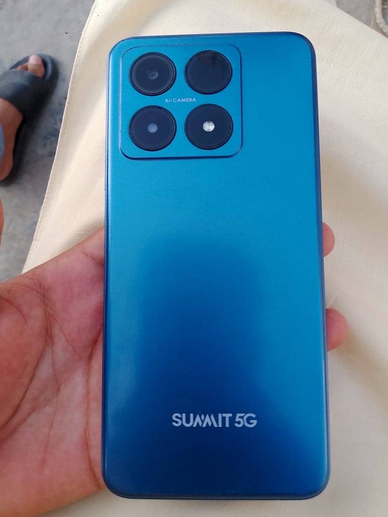 Summit 5G 0
