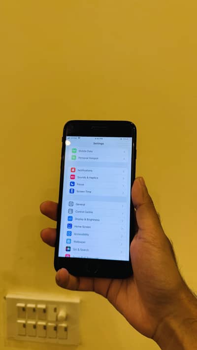 Apple iPhone 7 Plus 256gb pta approved