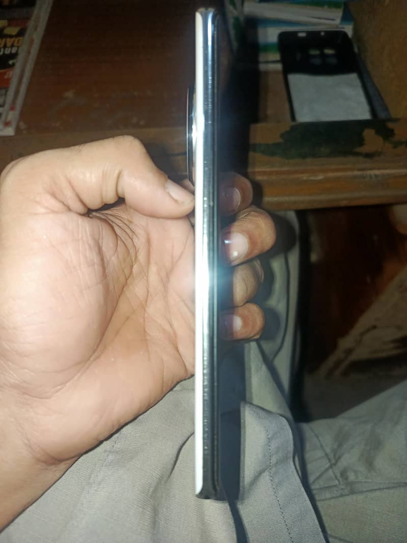 Tecno Spark 20 Pro Plus 2