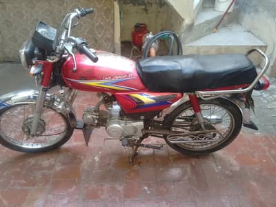 Honda CD 70 2010 model