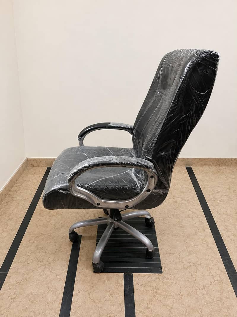 Office chair 1