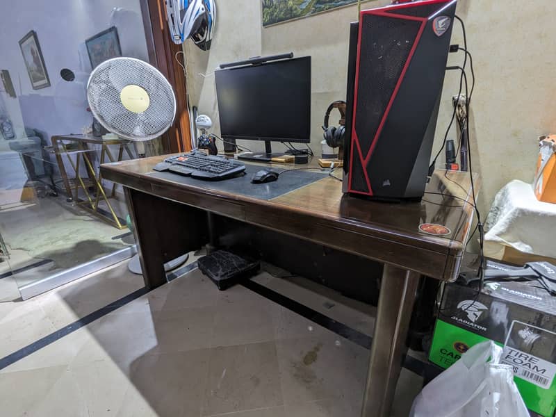 Wooden Computer Table (+Extras) 4
