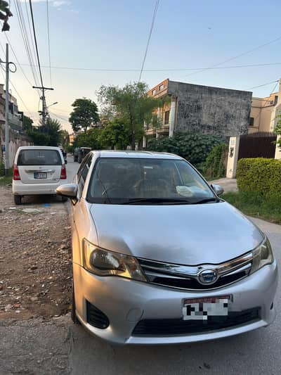 Toyota Corolla Axio 2014