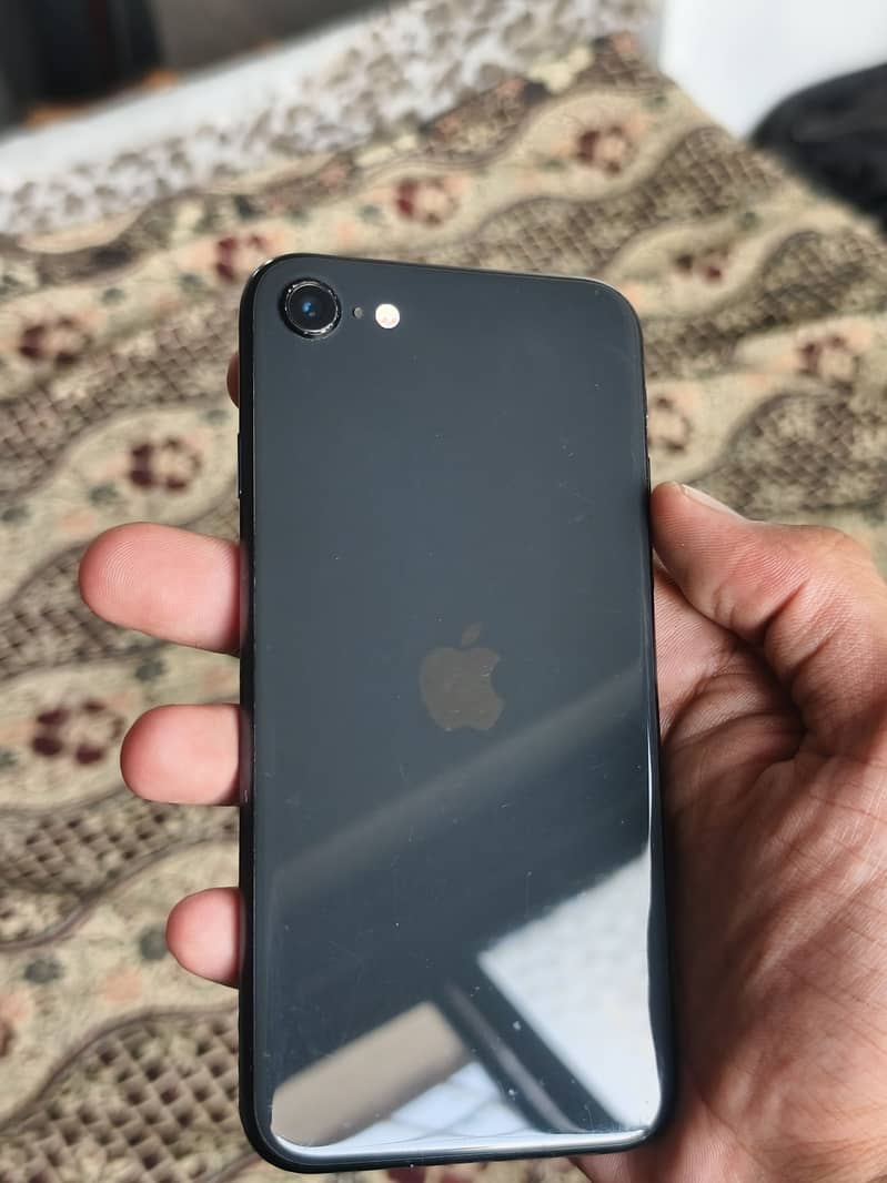 Apple iPhone SE 4