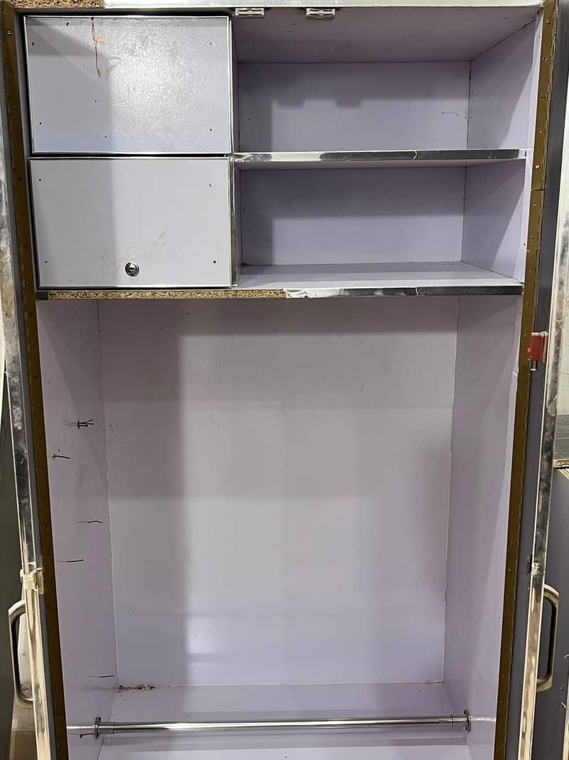 wardrobe 3