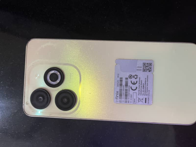 Infinix Smart 8 1