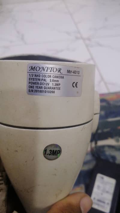 analog camera for with two power supply 12V