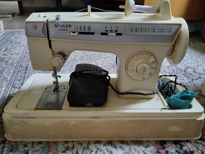 Singer 2405 Sewing Machine - Fully Working with Complete Accessories