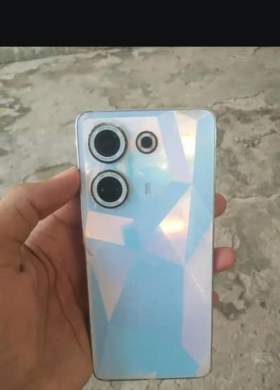 Tecno CAMON 20
