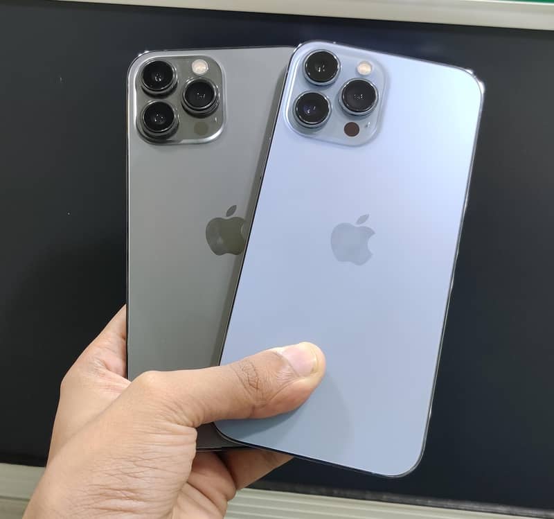 Apple iPhone 13 Pro Max 0