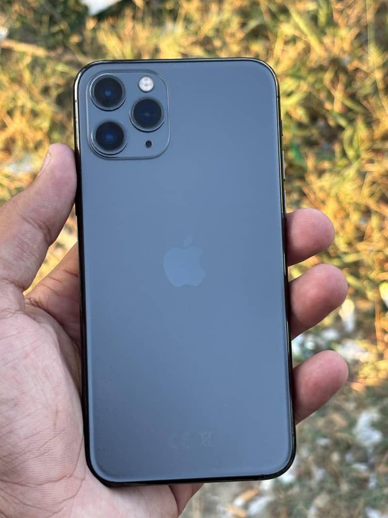 Apple iPhone 11 Pro 3