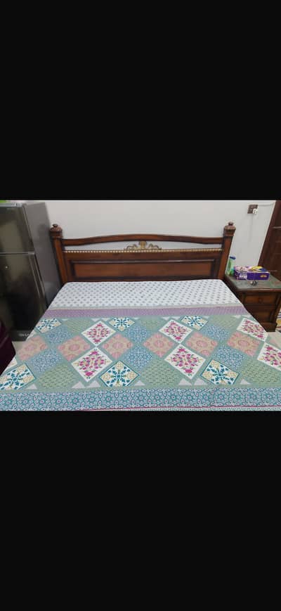 Bed, almari, side tables and dresser (without mattress)