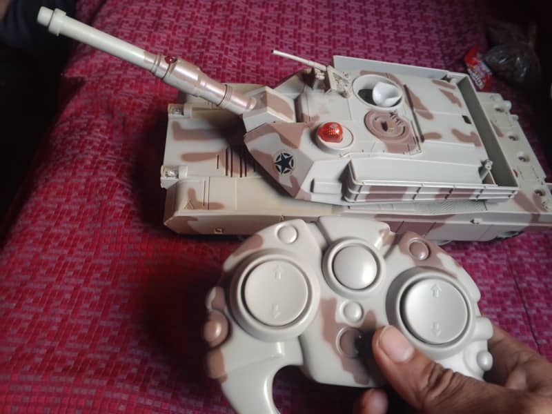 Remote control Tank 0
