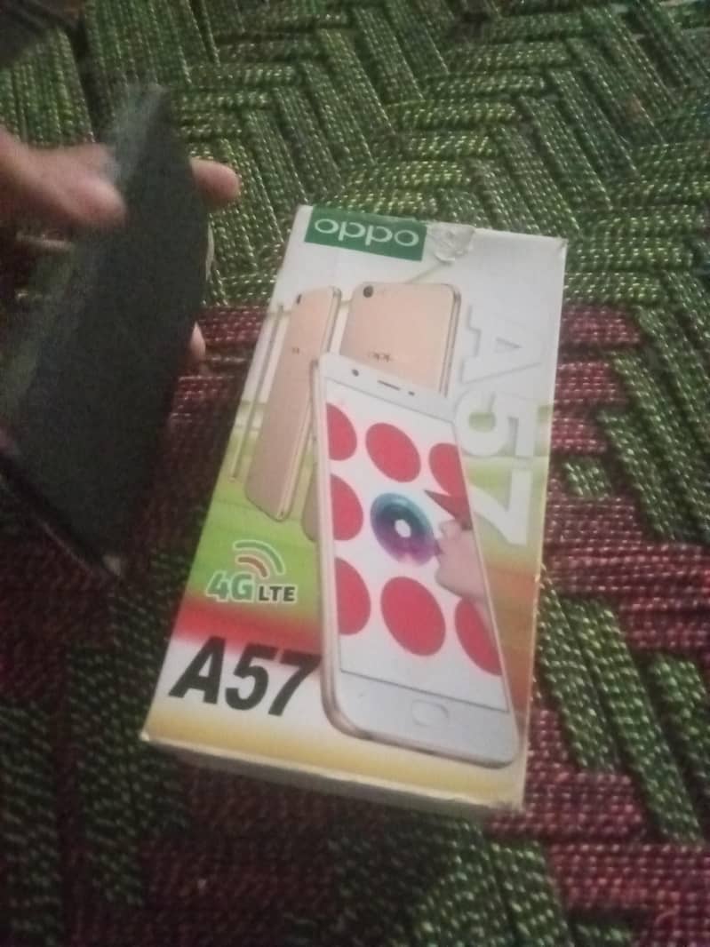 OPPO A57 2