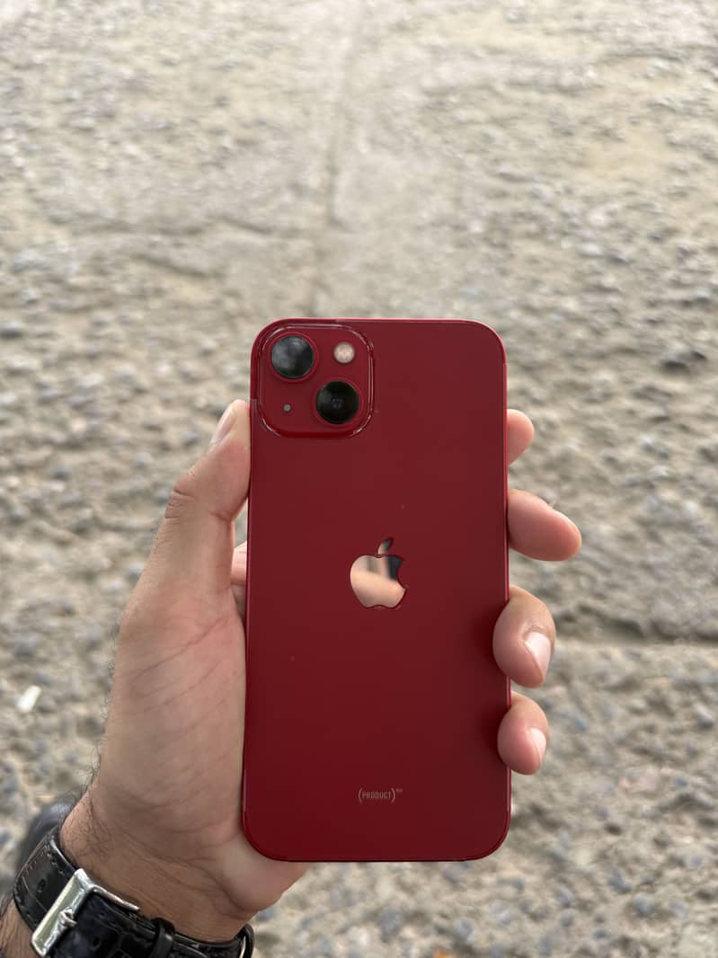 Apple iPhone 13 0