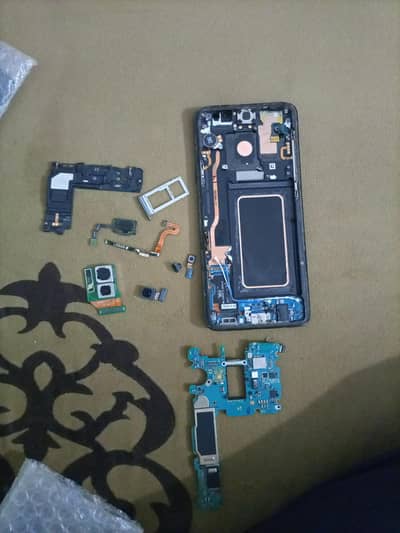 Samsung s9plus/0/3/7/1/3/5/2/2/2/4/1