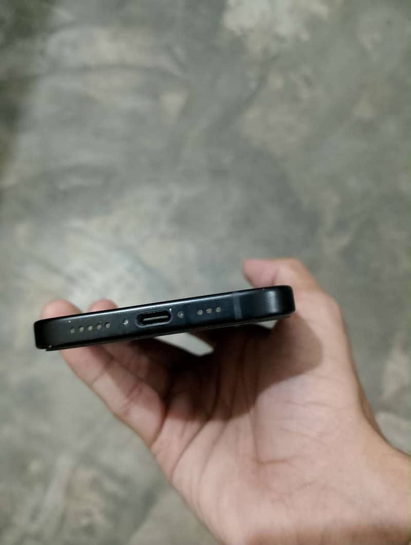 Apple iPhone 15 0