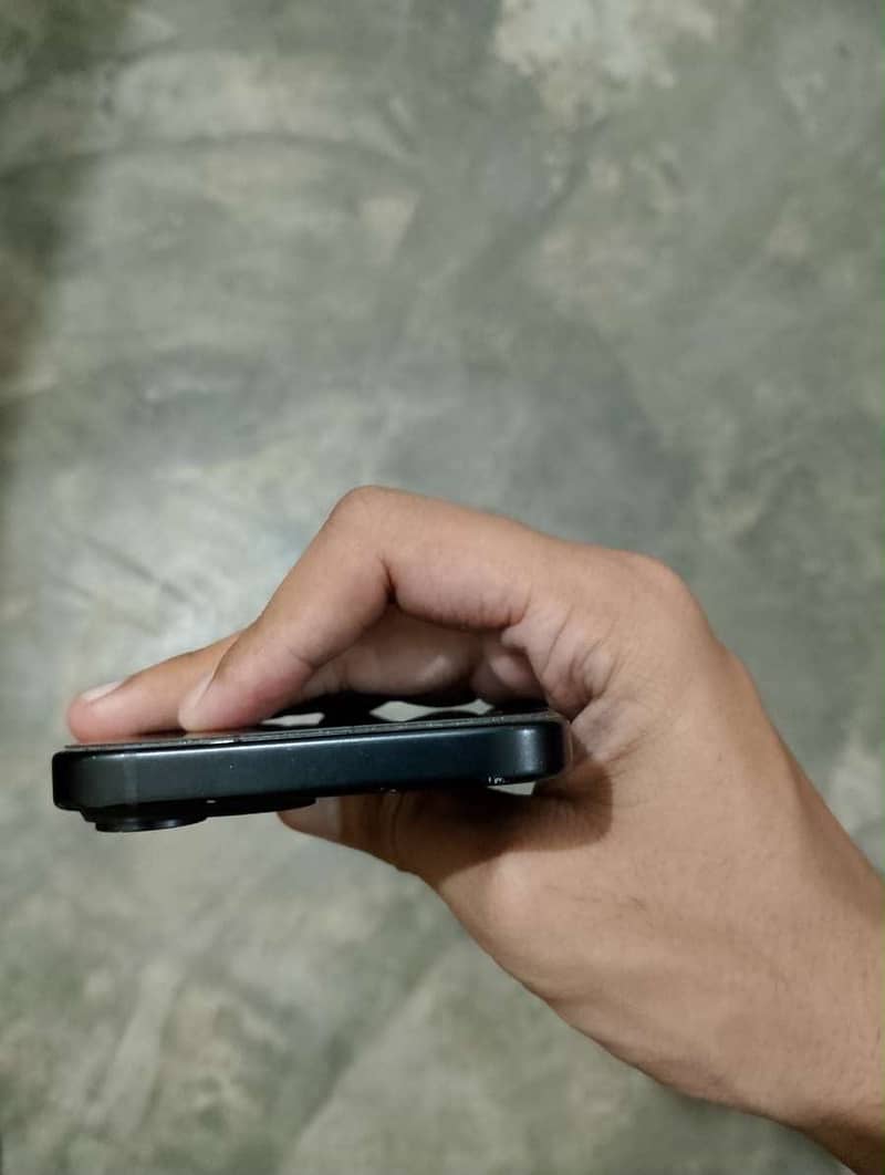 Apple iPhone 15 2
