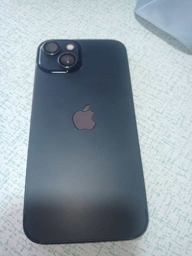 Apple iPhone 13 1
