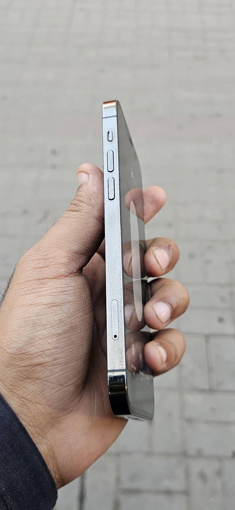 Apple iPhone 12 Pro 6