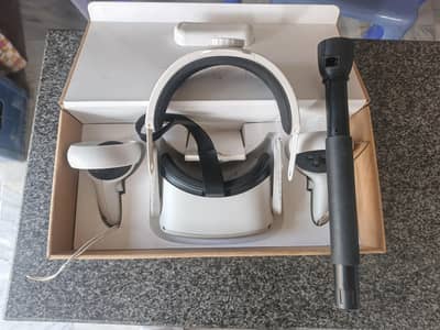 Meta Quest 2 VR Headset 128Gb With Box