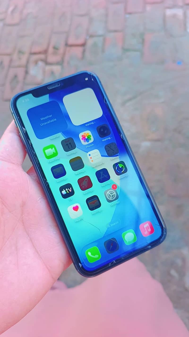 Apple iPhone 11 3