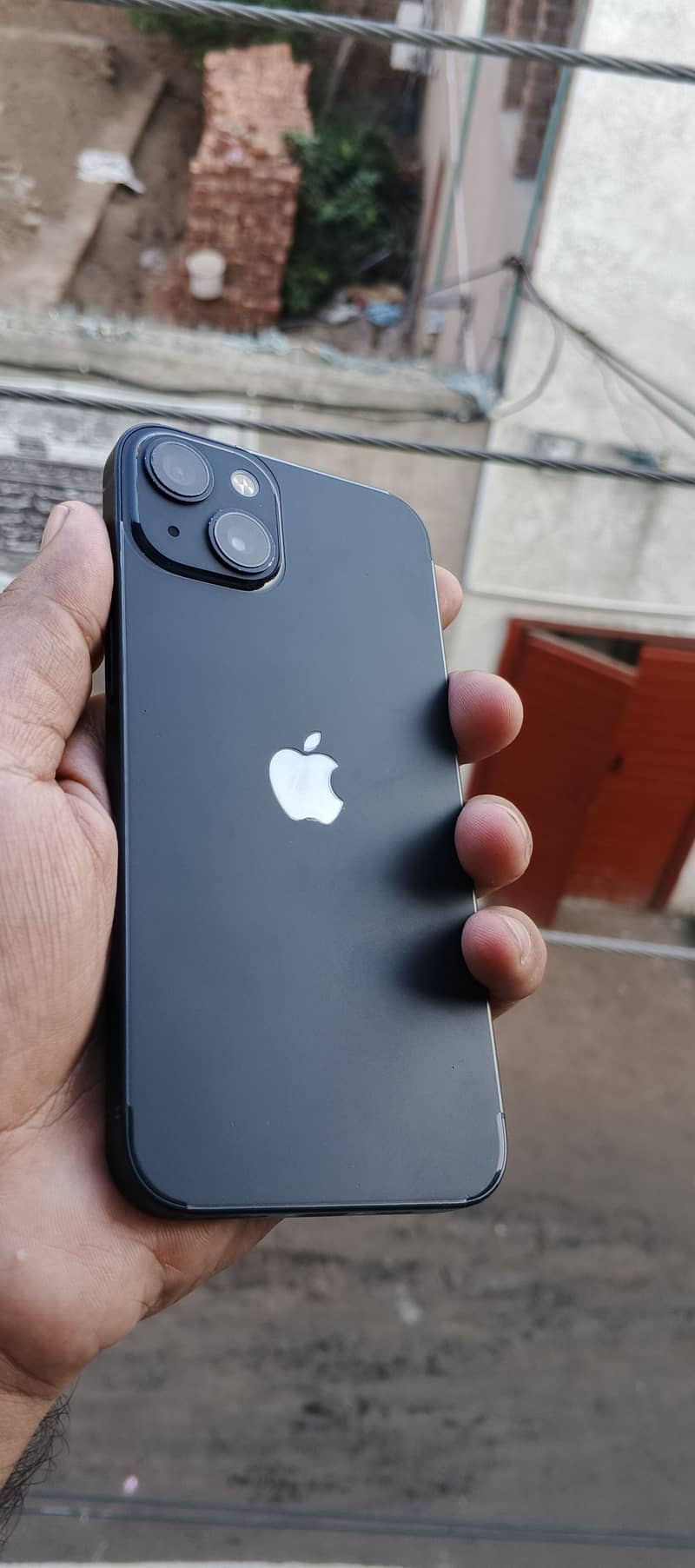 Apple iPhone 13 0