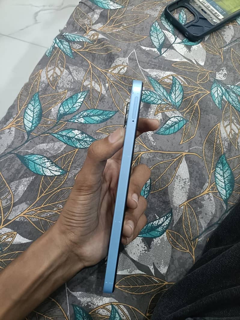 Xiaomi Redmi 12 4