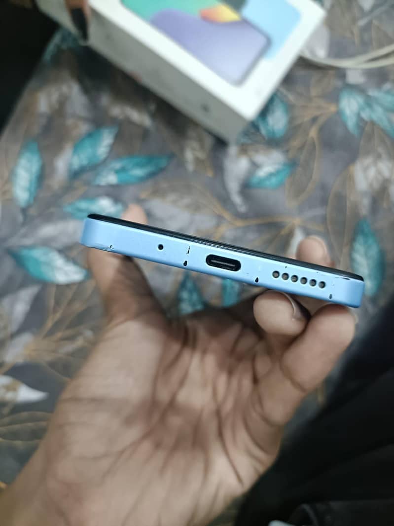 Xiaomi Redmi 12 9