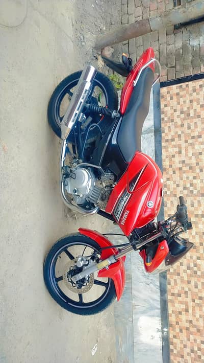 ybr 125 red 2016, Good Condition japanes Model,,