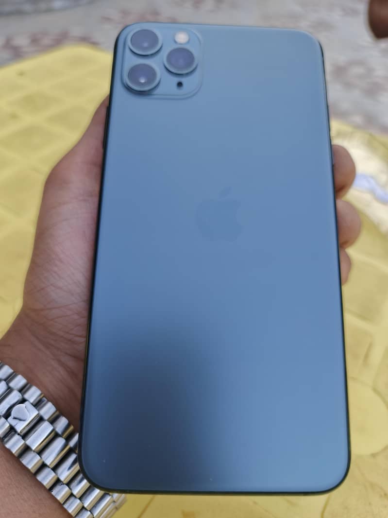 Apple iPhone 11 Pro Max 1