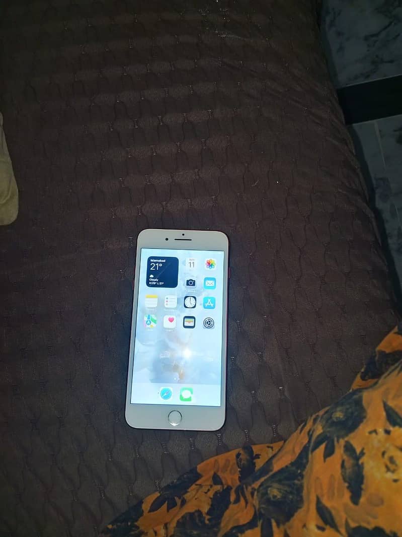 Apple iPhone 7 Plus 5