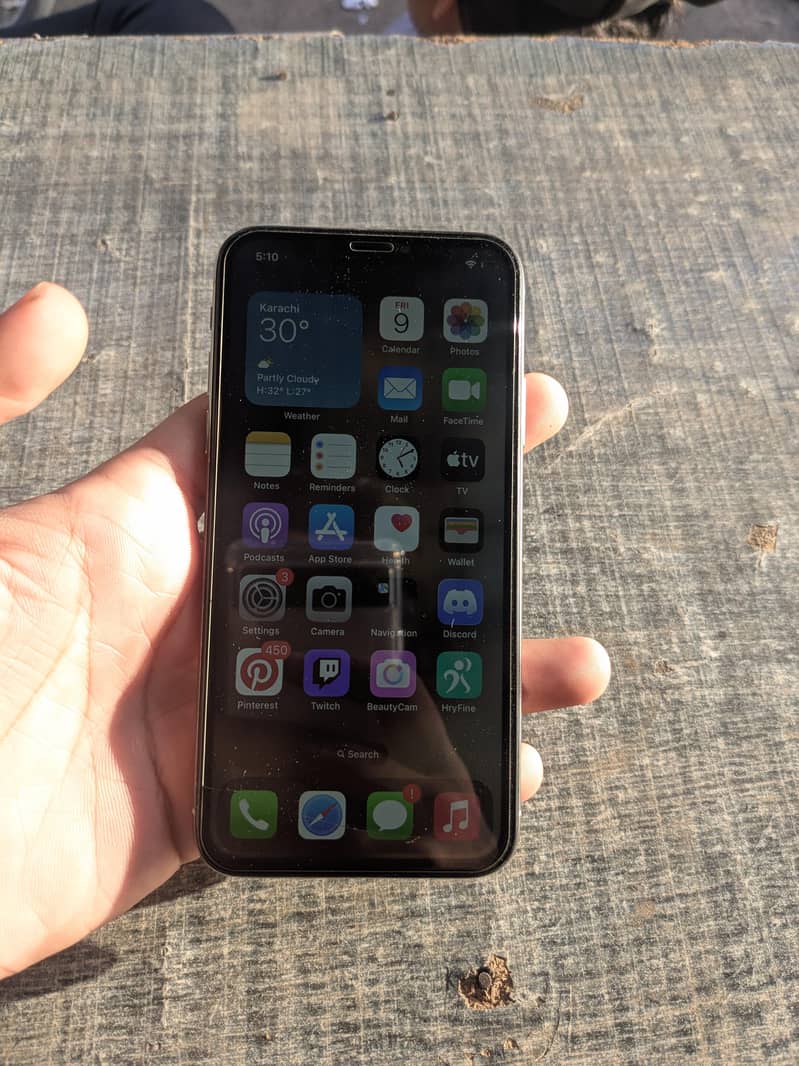 Apple iPhone X 1