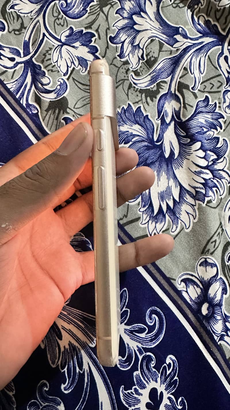 Google Pixel 8 1