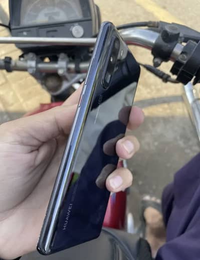 Huawei P30 Pro 8/128 best offer for pubg/camera lovers