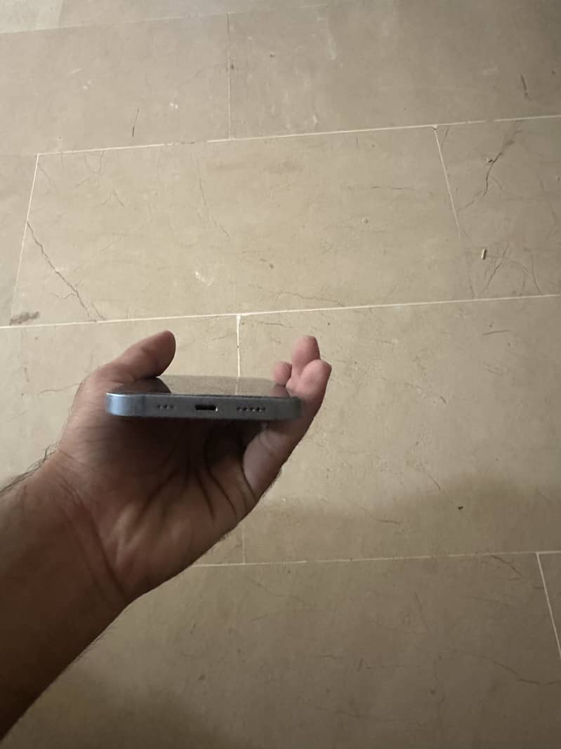 Apple iPhone 14 6