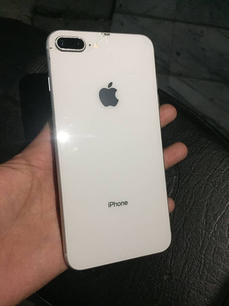 Apple iPhone 8 Plus 7