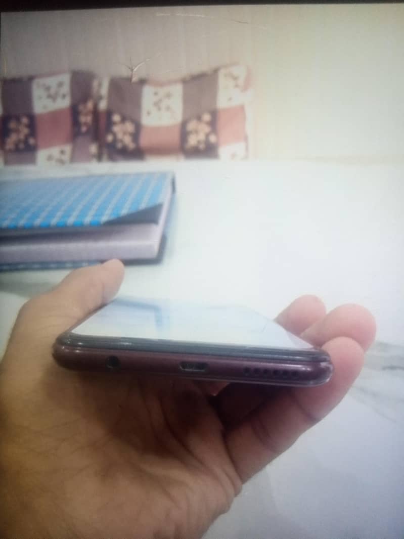 Infinix Hot 10 - Mobile Phones - 1120345536