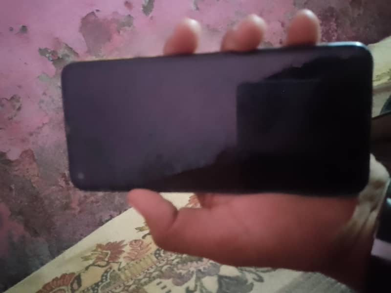 OPPO A76 1