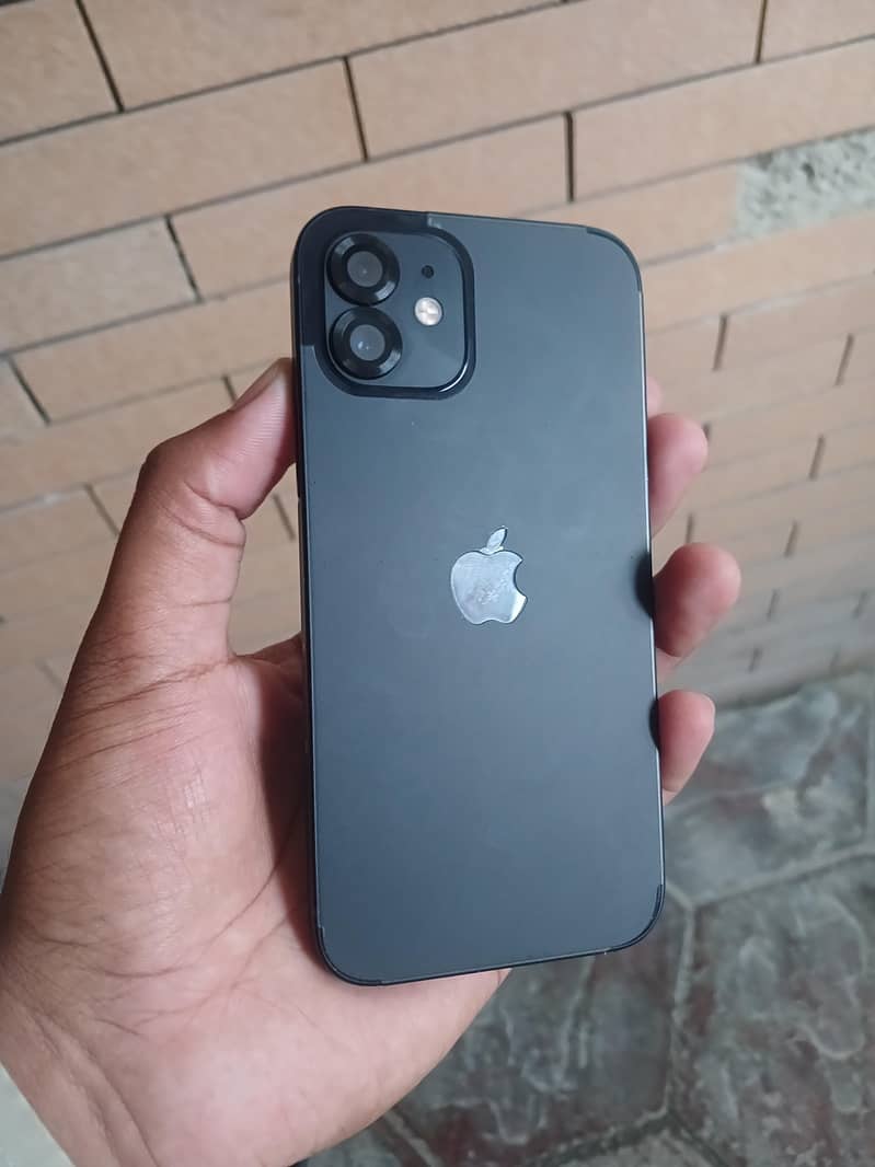 Apple iPhone 12 2