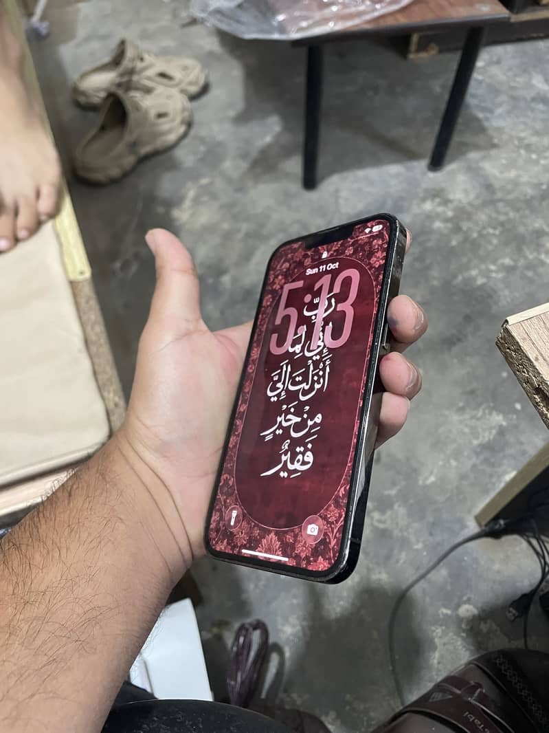 Apple iPhone 13 Pro 1