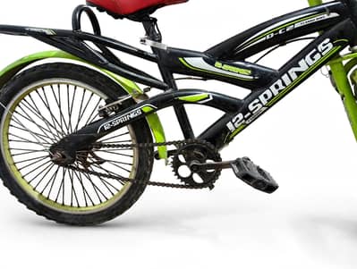 : 12-SPRINGS D-C2 20 Inch Bicycle - Excellent Condition - For Kids