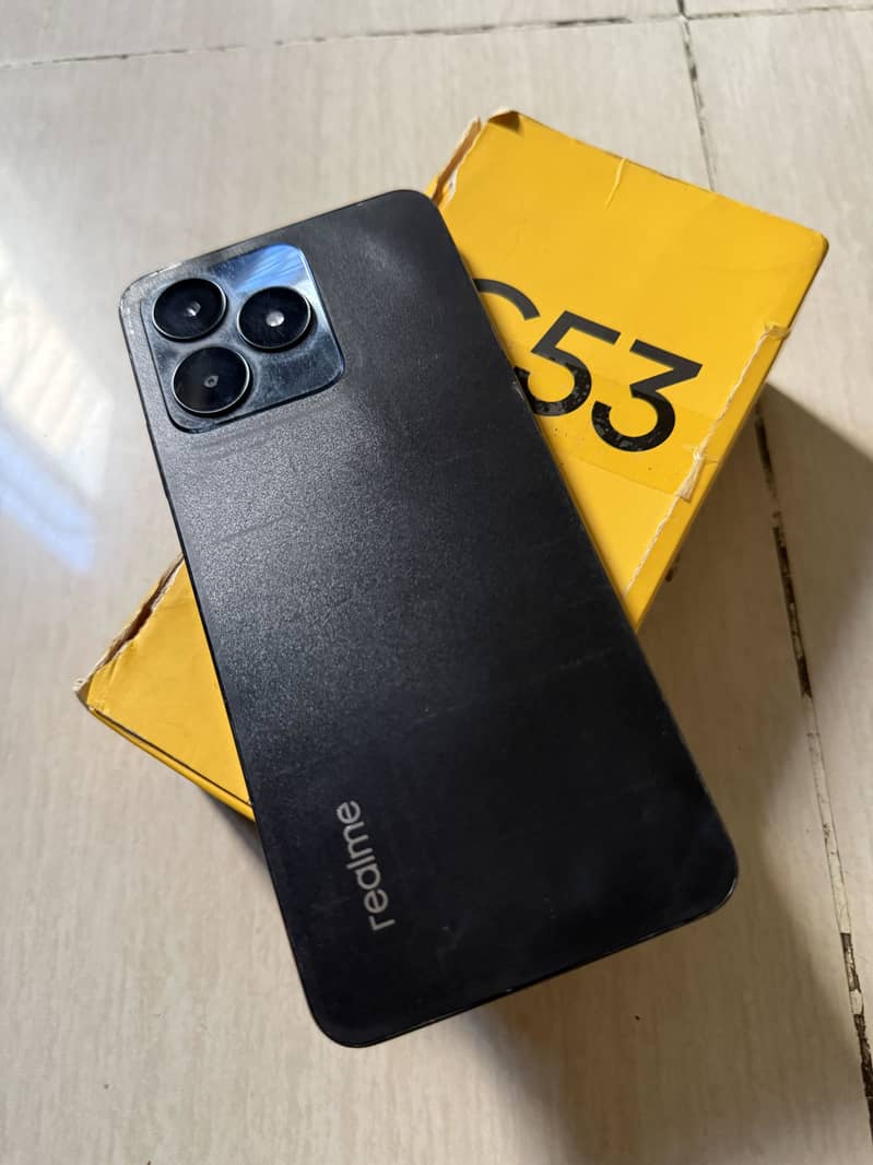 Realme C53 0